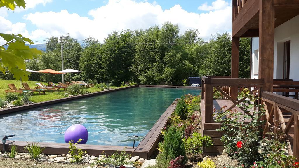 Gallery Of Mountains Holiday Home Yasinya Extérieur photo