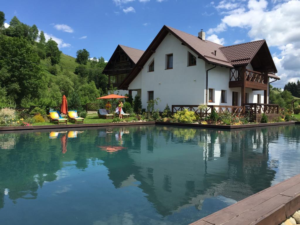 Gallery Of Mountains Holiday Home Yasinya Extérieur photo