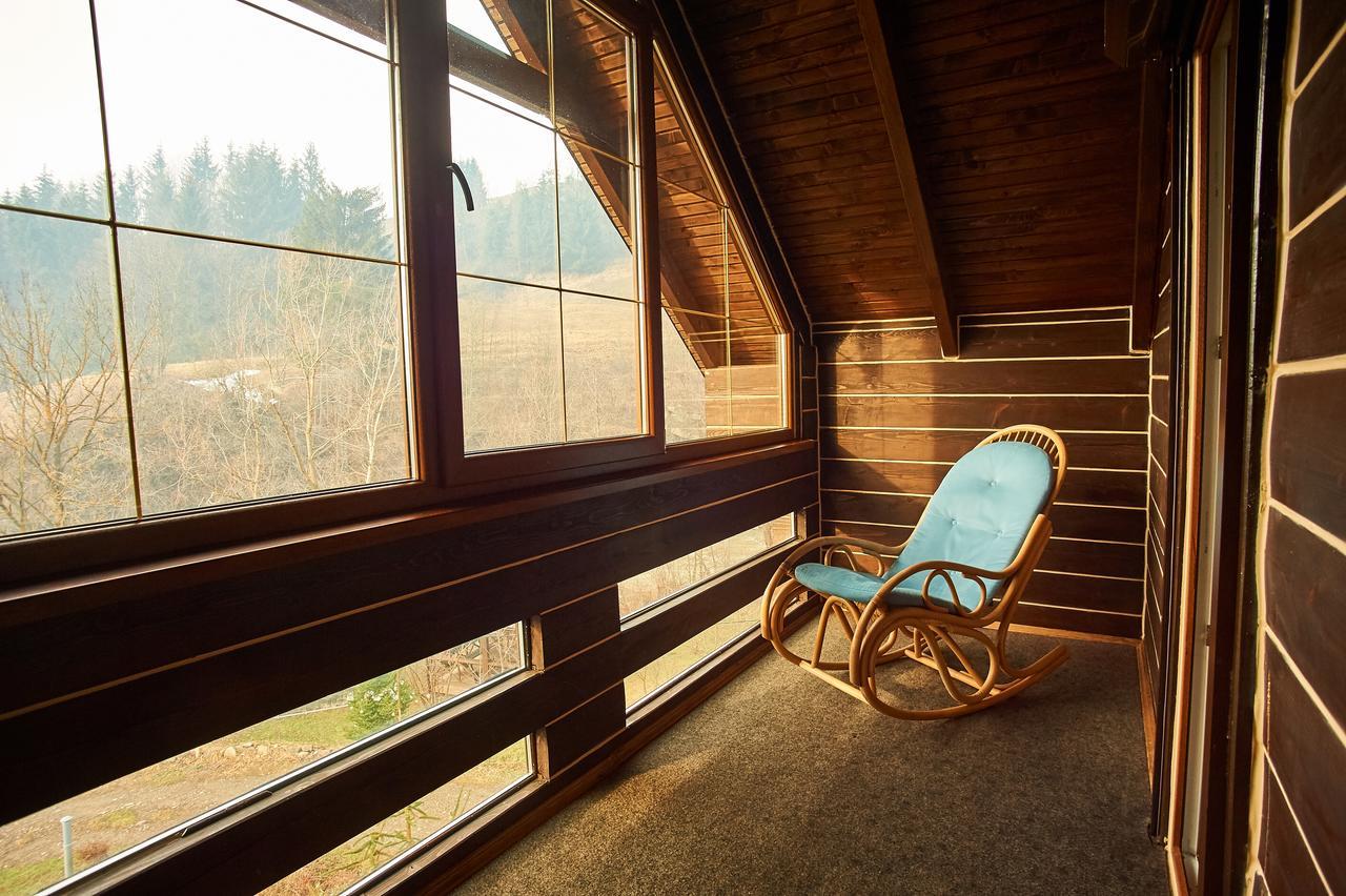 Gallery Of Mountains Holiday Home Yasinya Extérieur photo