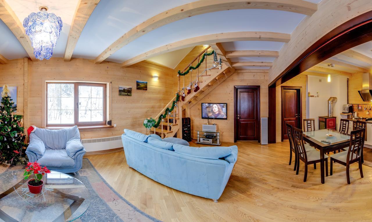 Gallery Of Mountains Holiday Home Yasinya Extérieur photo